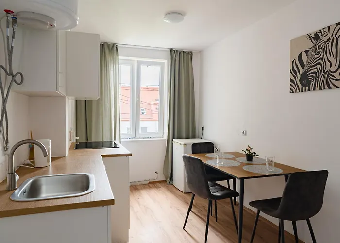 公寓 Cozy Family-friendly In *